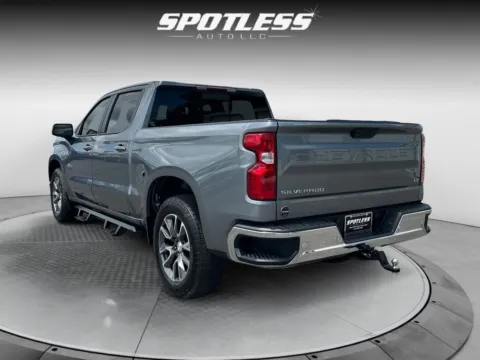 More photos of 2020 Chevrolet Silverado 1500 LT at Spotless Auto Loop 1604, TX
