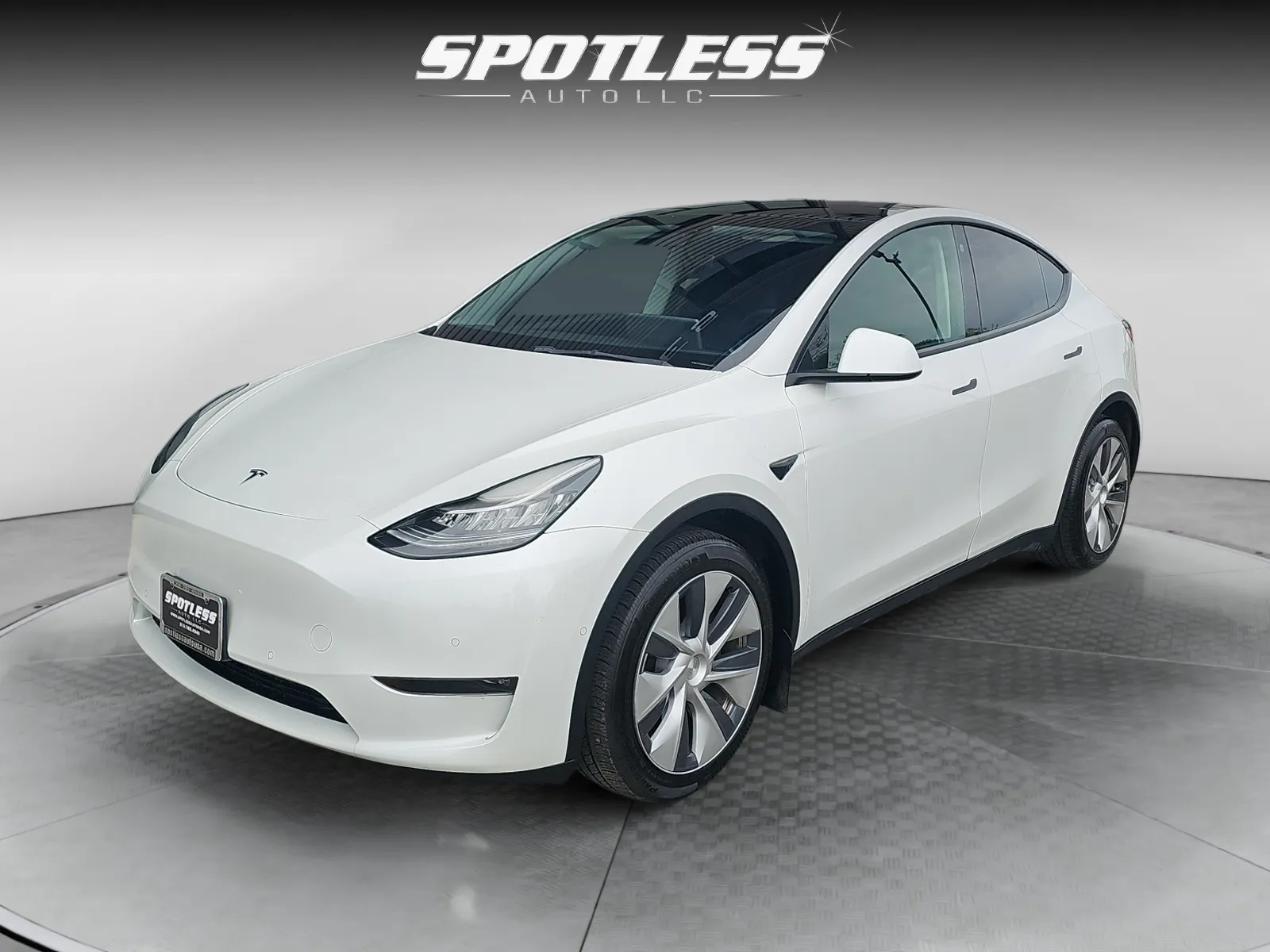 2021 Tesla Model Y Long Range Dual Motor All-Wheel Drive's photo