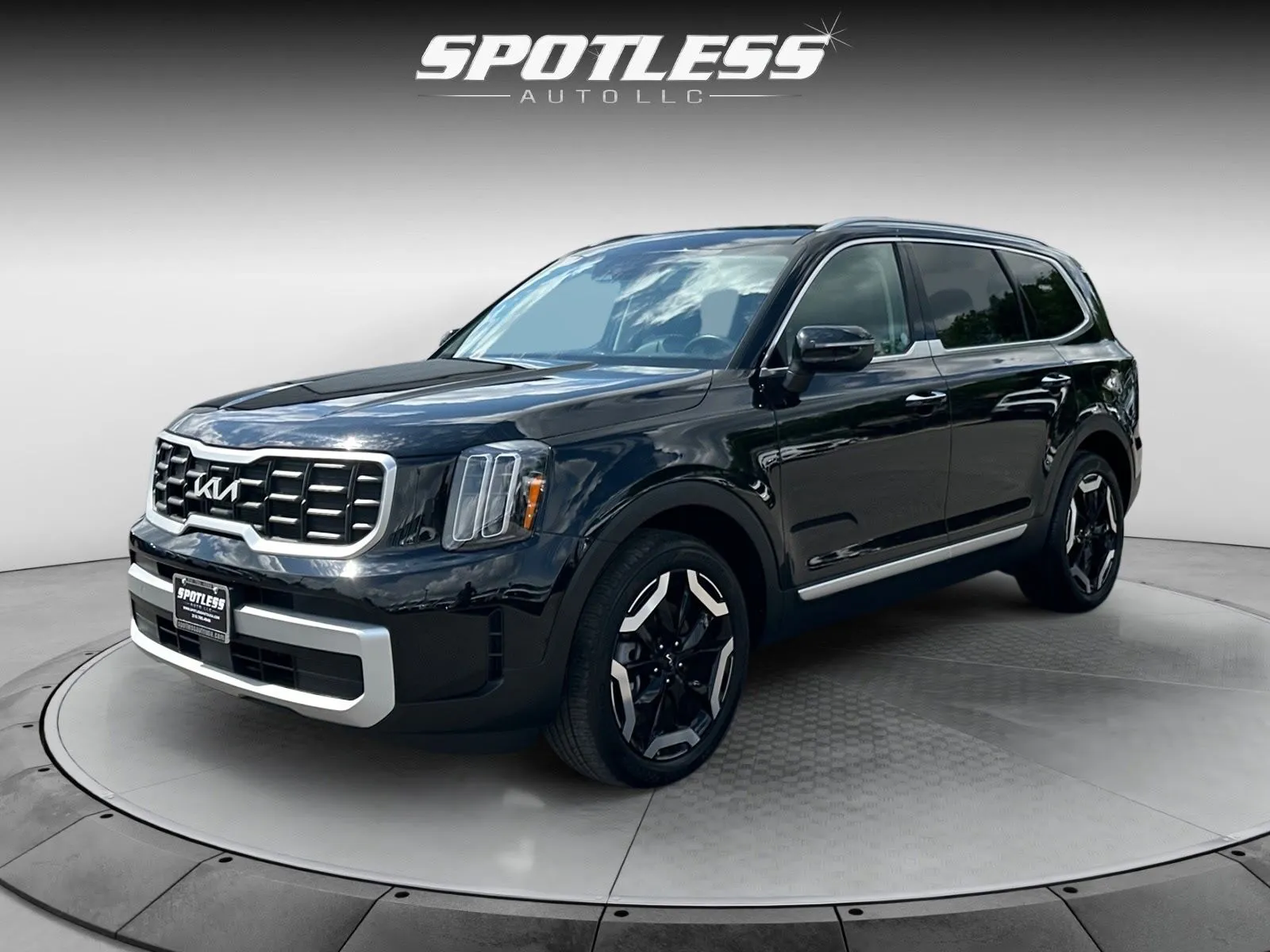 2025 Kia Telluride S FWD's photo