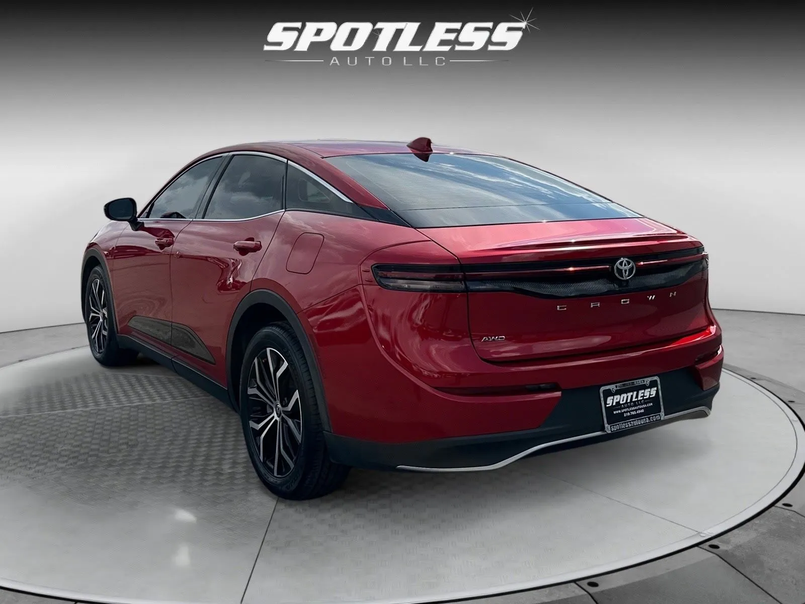More photos of 2023 Toyota Crown XLE at Spotless Auto Loop 1604, TX