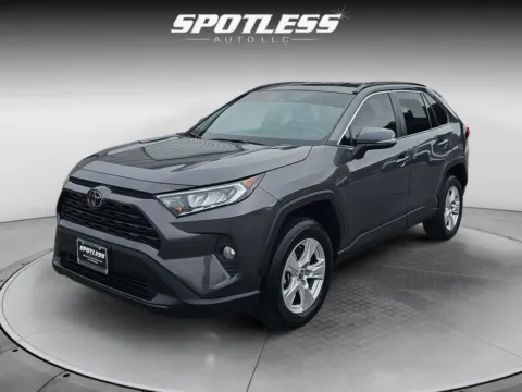 Gray 2021 Toyota RAV4 XLE for sale in San Antonio, TX