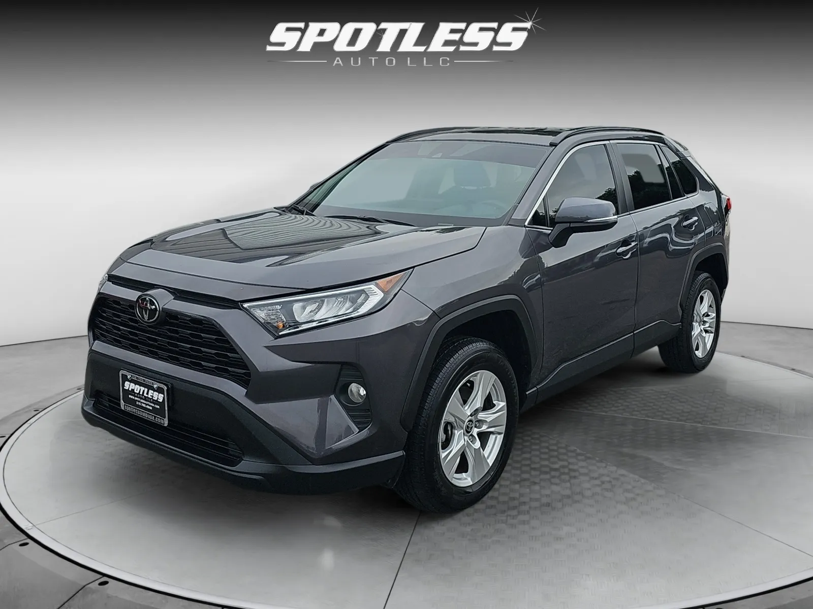 Gray 2021 Toyota RAV4 XLE for sale in San Antonio, TX