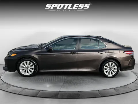 More photos of 2020 Toyota Camry LE at Spotless Auto Loop 1604, TX