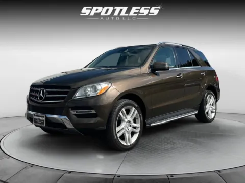 Another view of 2014 Mercedes-Benz M-Class ML 350 for sale in San Antonio, TX at Spotless Auto Loop 1604