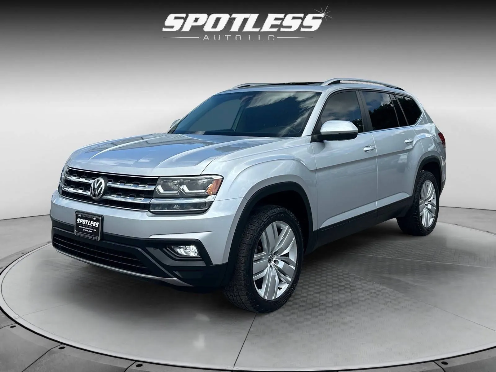 Silver 2019 Volkswagen Atlas for sale in San Antonio, TX