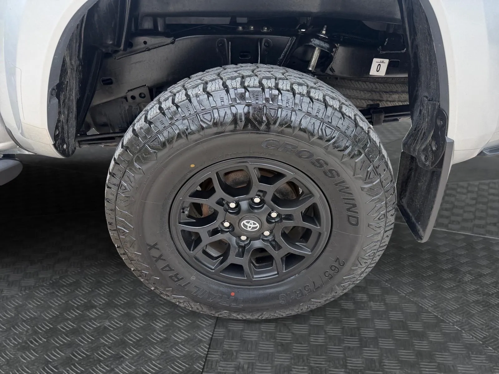 Toyota Tacoma photo 14