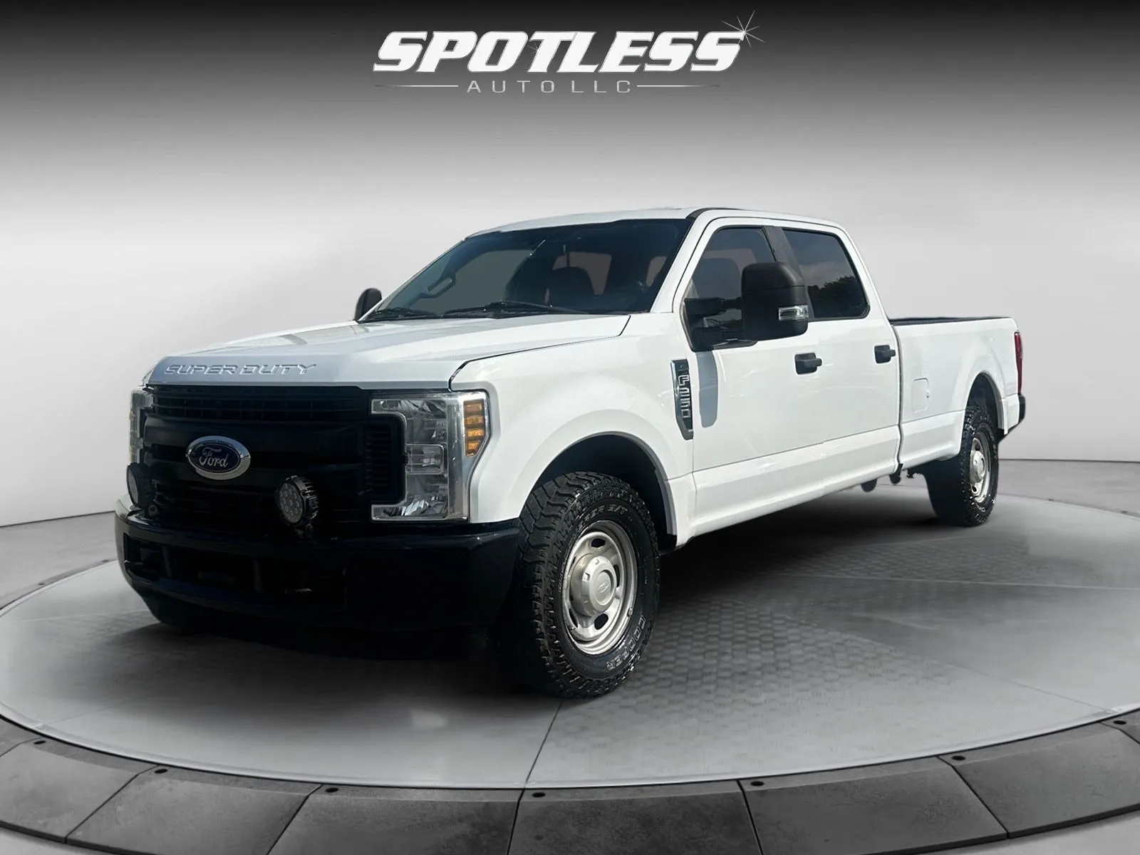 White 2018 Ford F-250 Super Duty XL for sale in San Antonio, TX