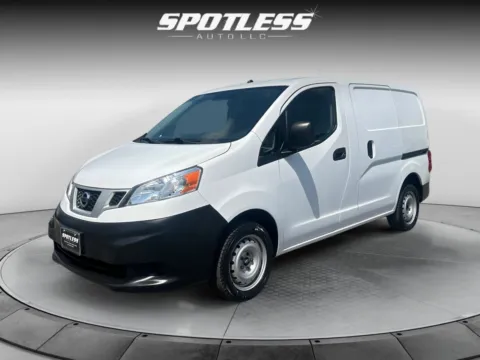 White 2018 Nissan NV200 S for sale in San Antonio, TX