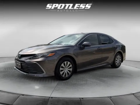 Another view of 2023 Toyota Camry Hybrid LE for sale in San Antonio, TX at Spotless Auto Loop 1604