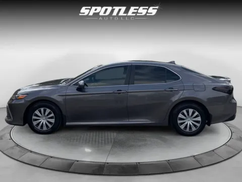 More photos of 2023 Toyota Camry Hybrid LE at Spotless Auto Loop 1604, TX