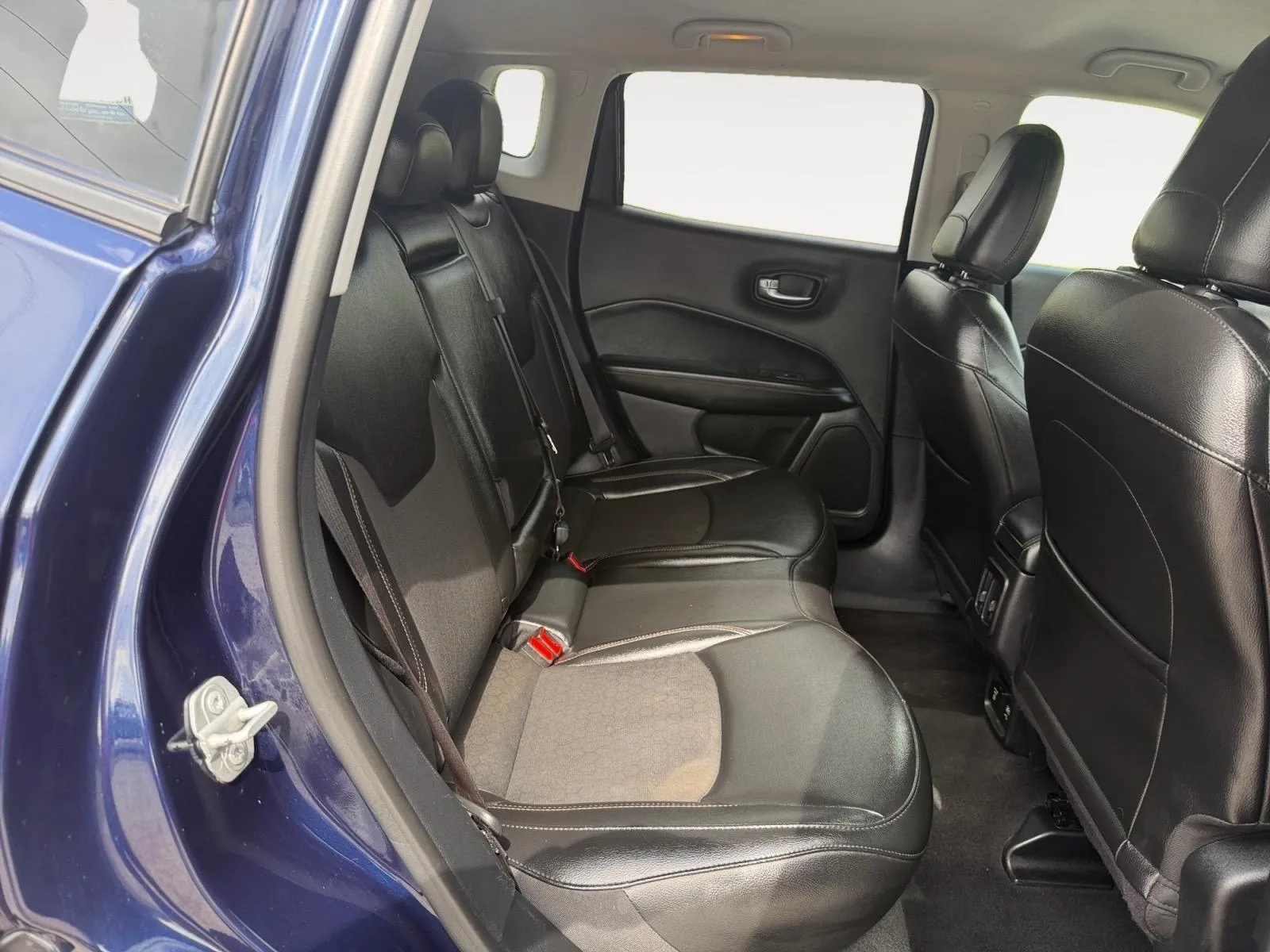 Jeep Compass photo 23