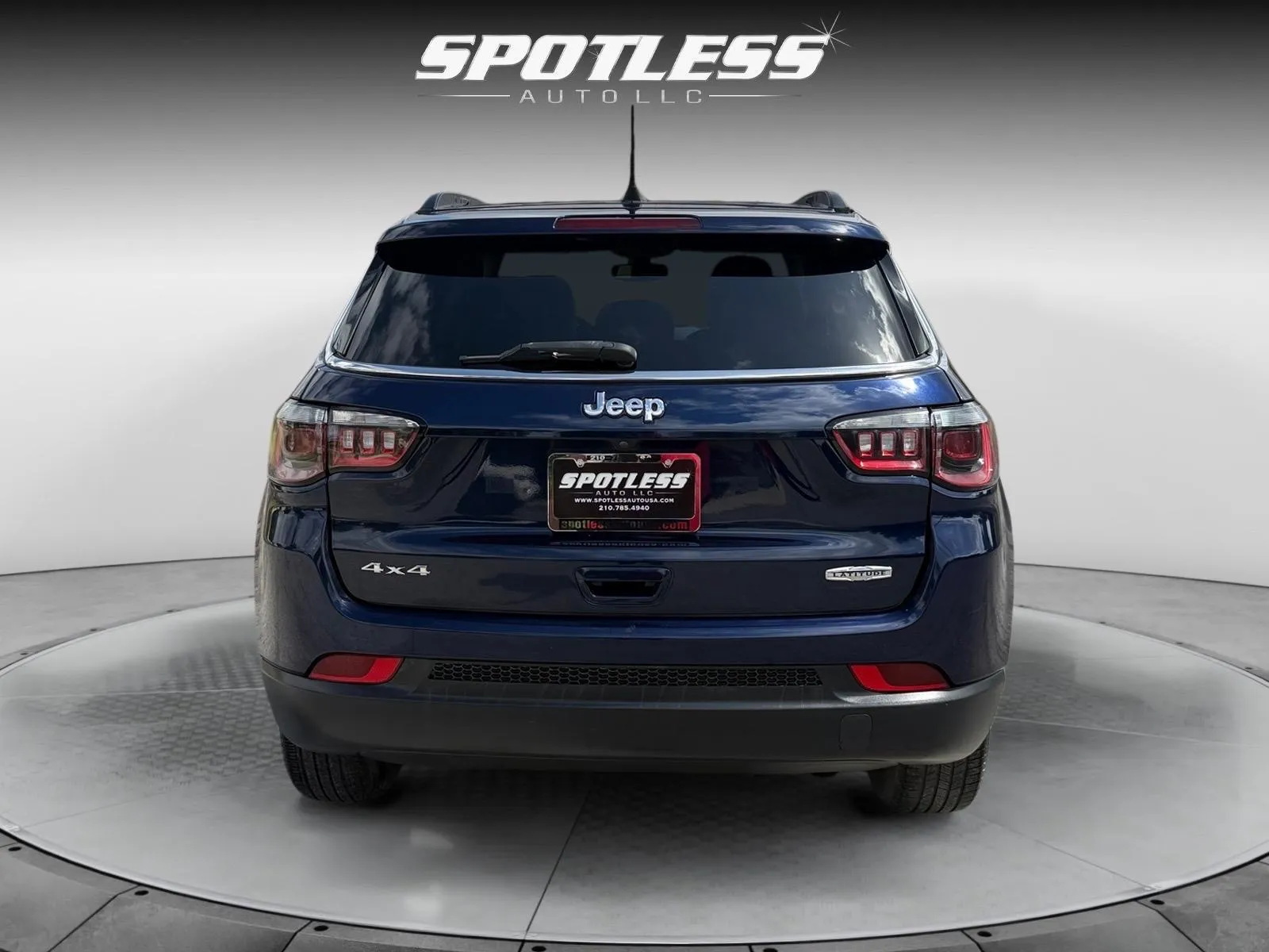 Jeep Compass photo 6
