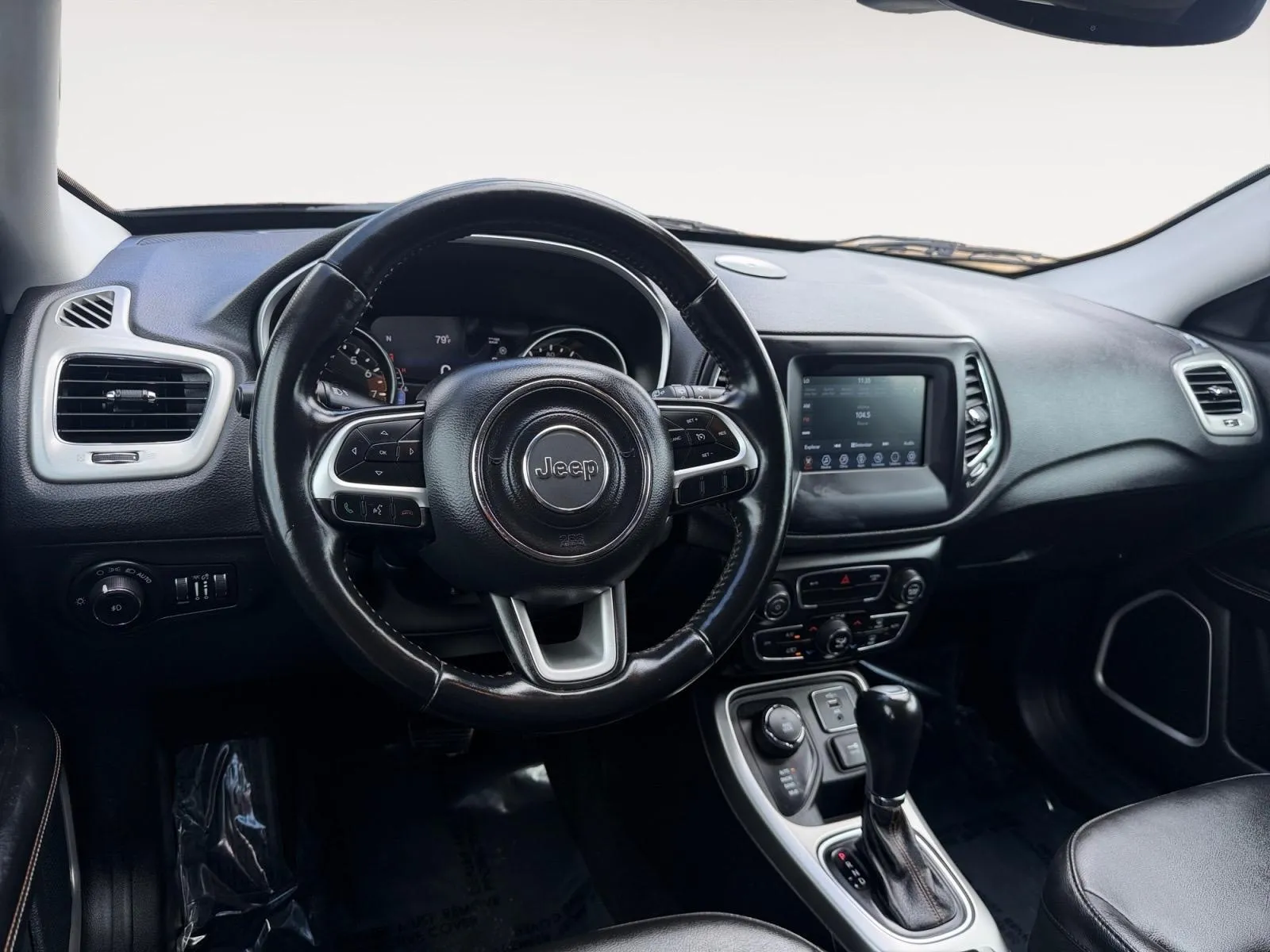 Jeep Compass photo 21