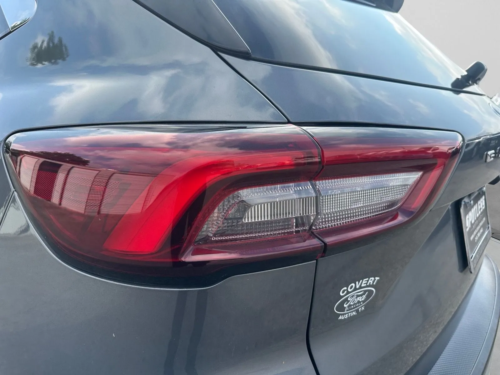 Ford Escape photo 12