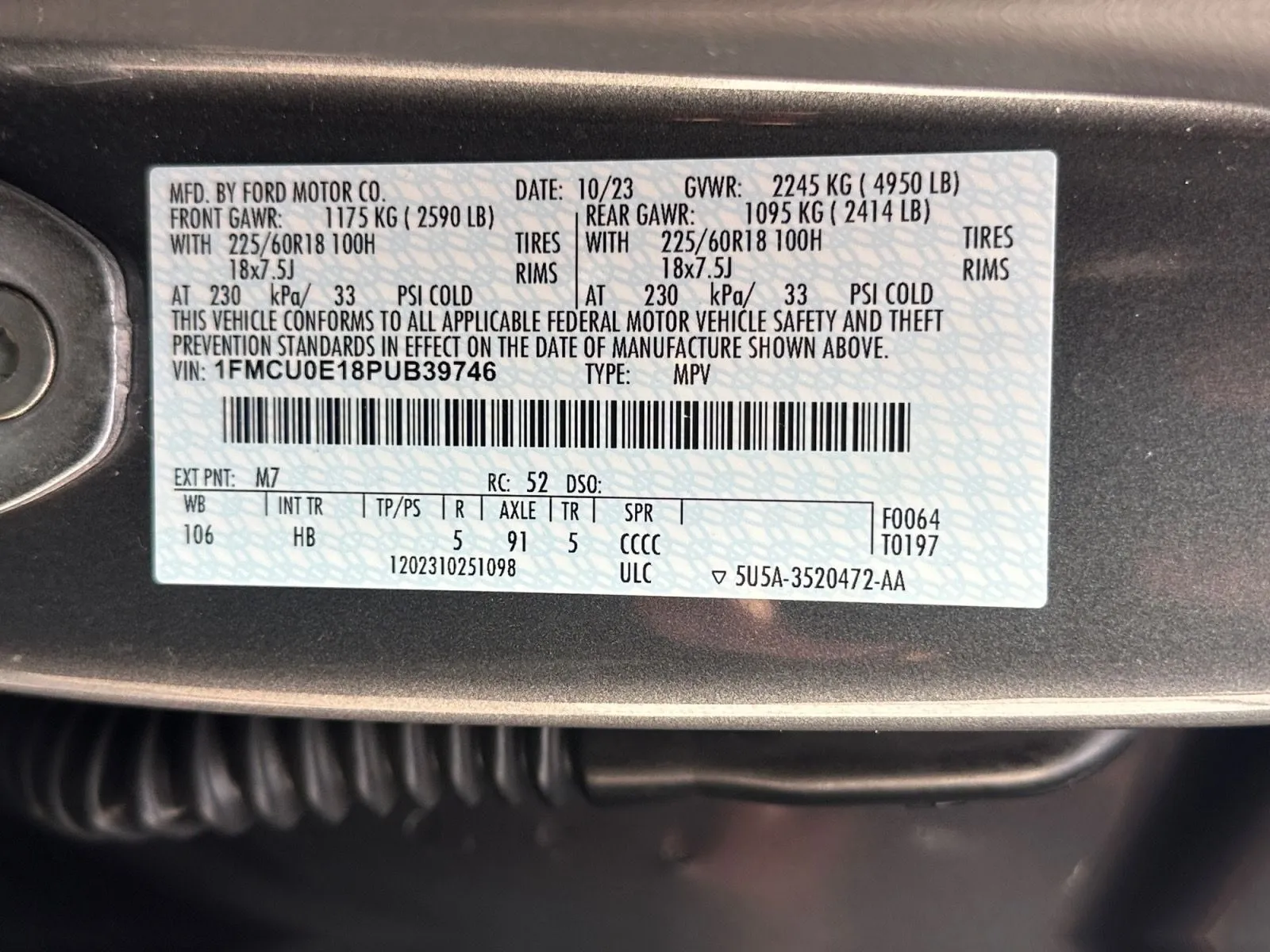 Ford Escape photo 17