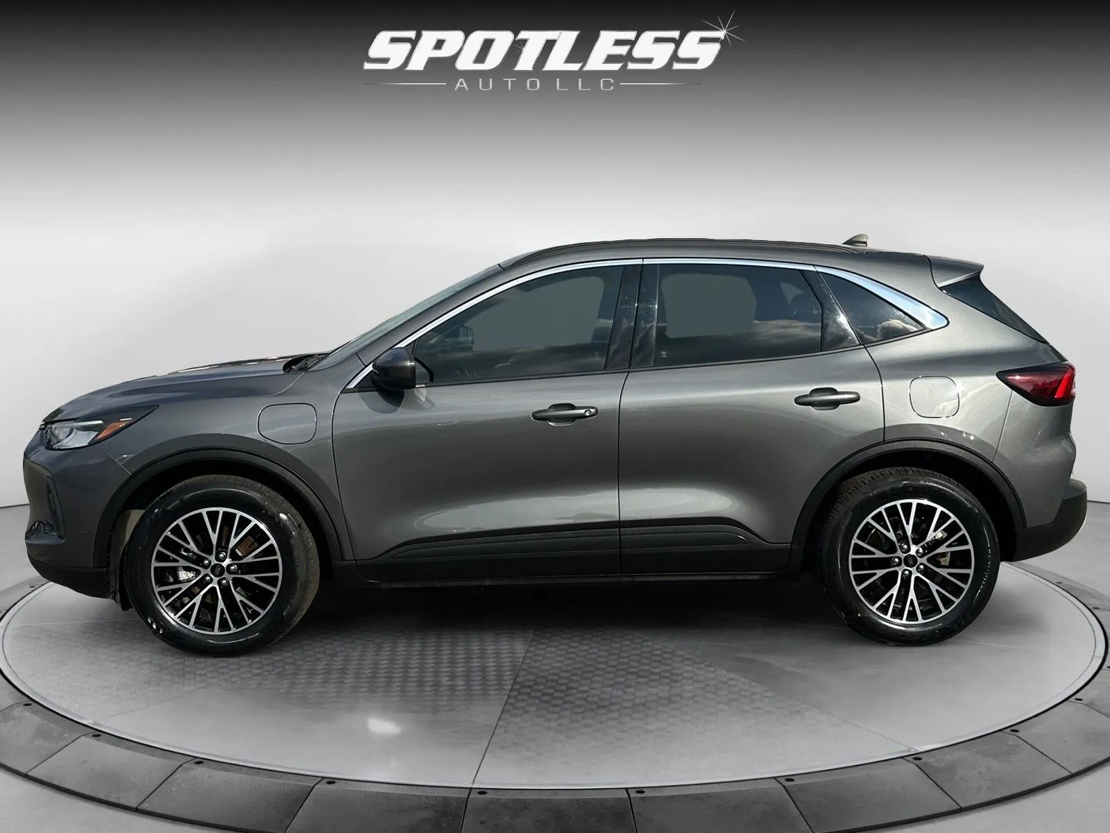 Ford Escape photo 4