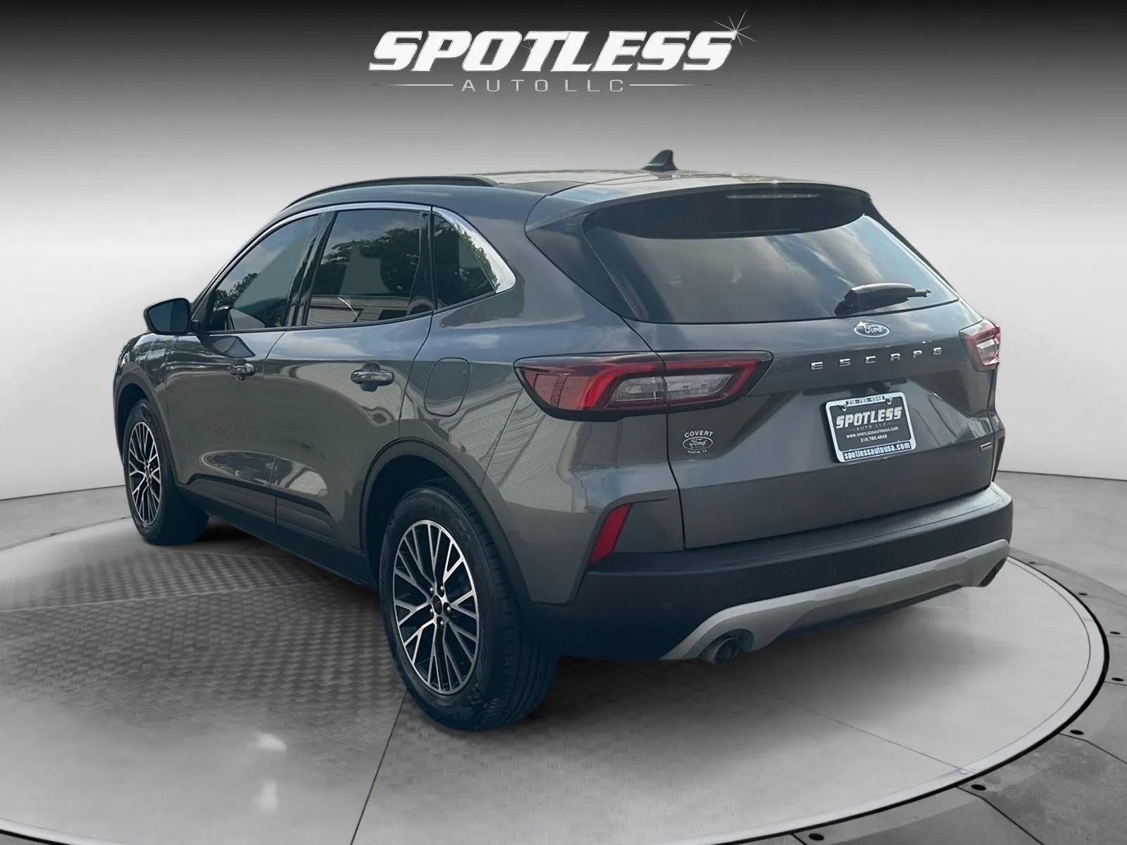 Ford Escape photo 5