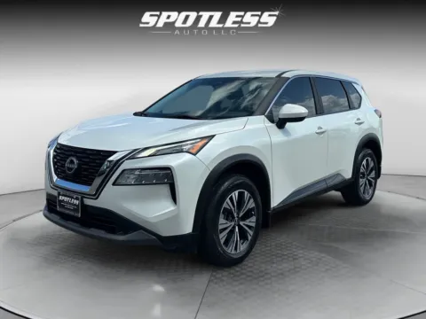 White 2023 Nissan Rogue SV for sale in San Antonio, TX