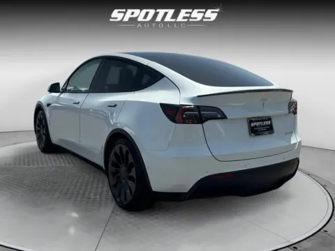 More photos of 2022 Tesla Model Y Performance at Spotless Auto Loop 1604, TX
