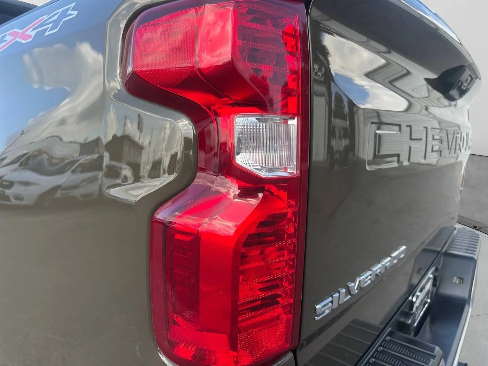Chevrolet Silverado photo 12