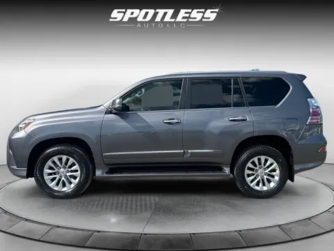 More photos of 2016 Lexus GX 460 at Spotless Auto Loop 1604, TX