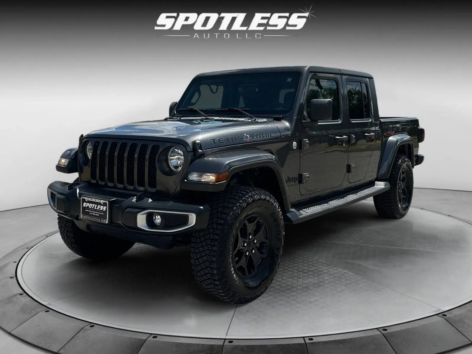 Gray 2021 Jeep Gladiator Texas Trail for sale in San Antonio, TX