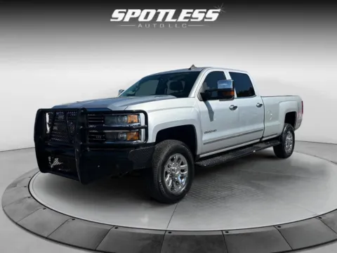 Another view of 2016 Chevrolet Silverado 2500HD LTZ for sale in San Antonio, TX at Spotless Auto Loop 1604