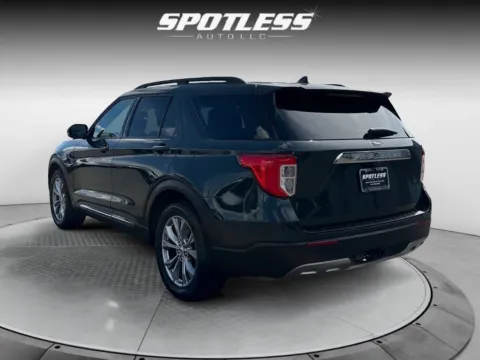 More photos of 2023 Ford Explorer XLT at Spotless Auto Loop 1604, TX