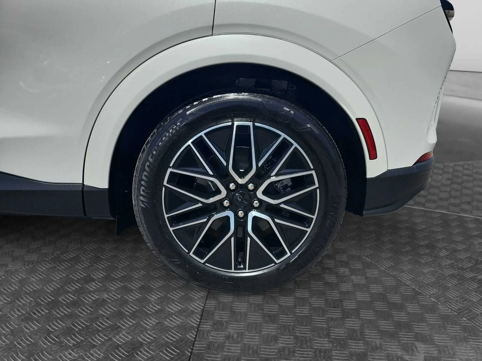 2025 Ford Mustang Mach-E Premium AWD - Photo 15