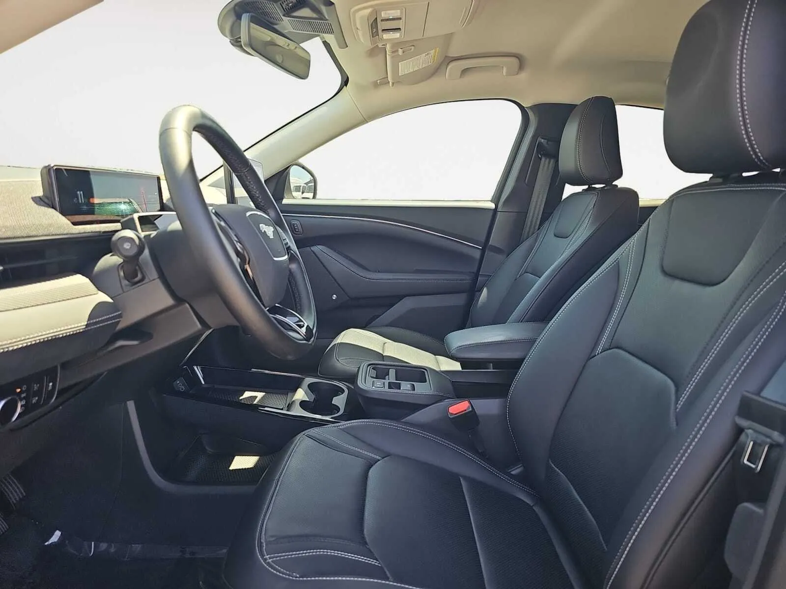 2025 Ford Mustang Mach-E Premium AWD - Photo 19