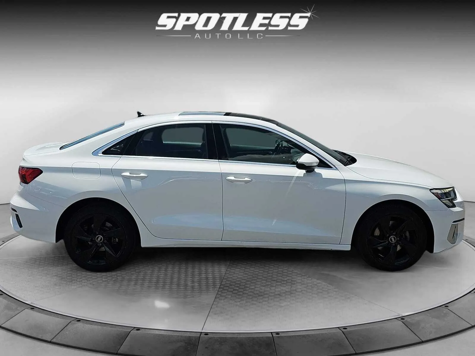 Audi A3 photo 8