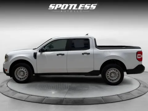 More photos of 2022 Ford Maverick XL at Spotless Auto Loop 1604, TX