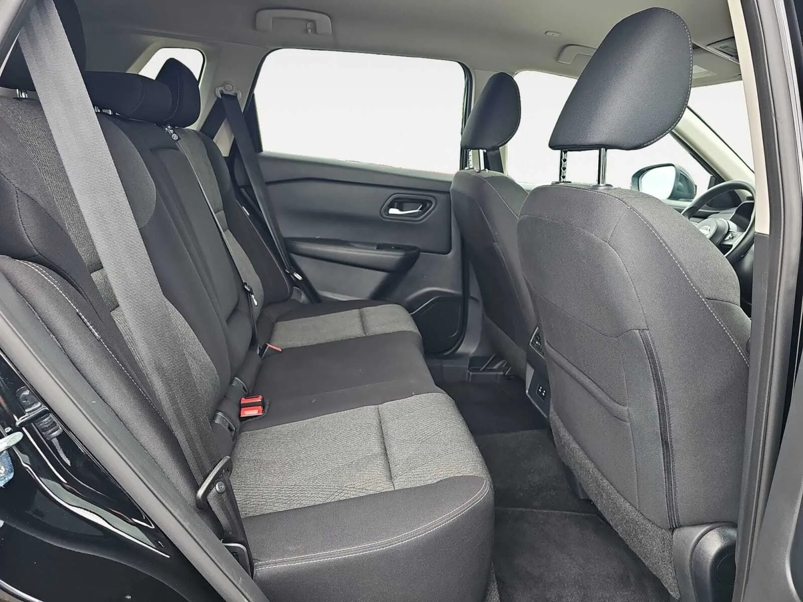 Nissan Rogue photo 23