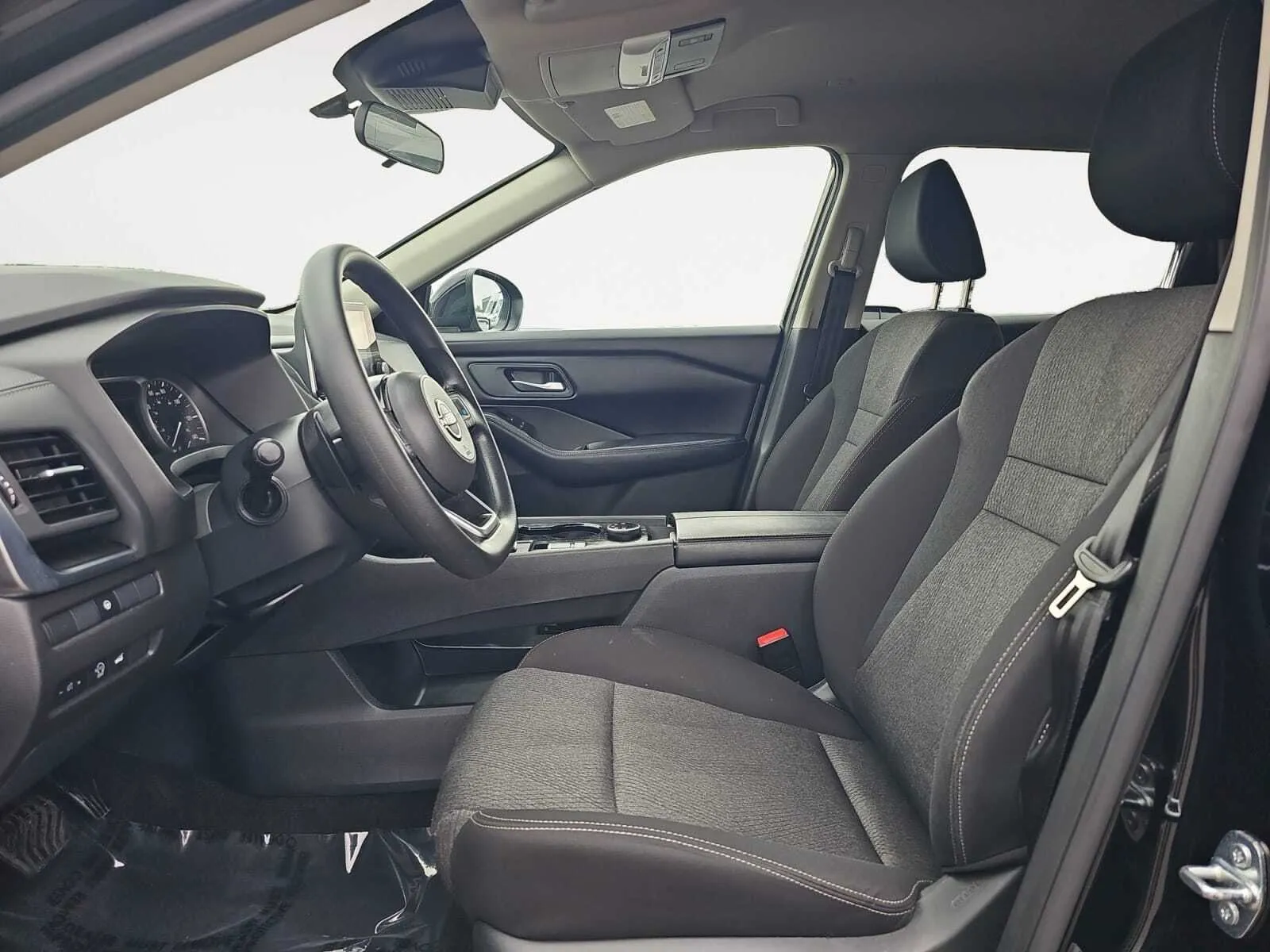 Nissan Rogue photo 19