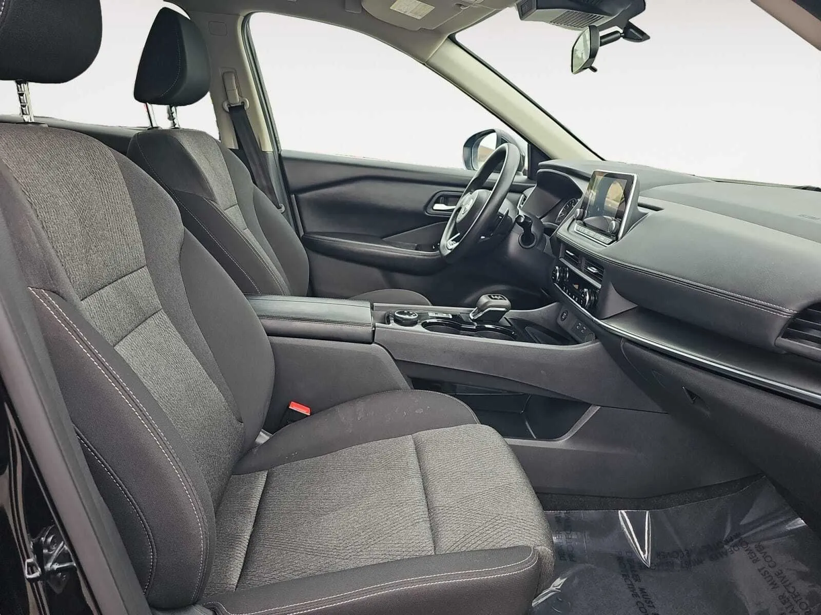 Nissan Rogue photo 22