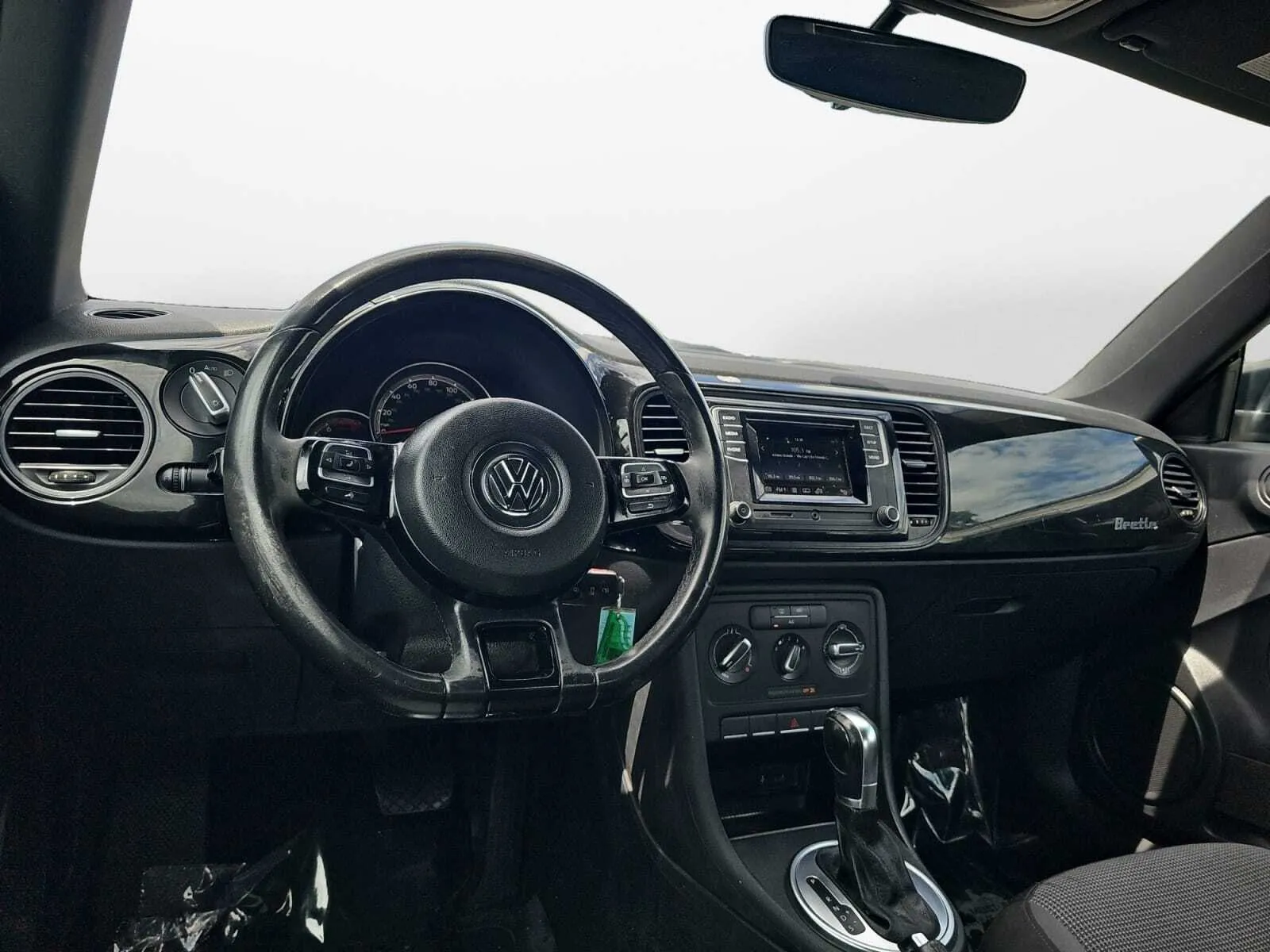 Volkswagen Beetle photo 20