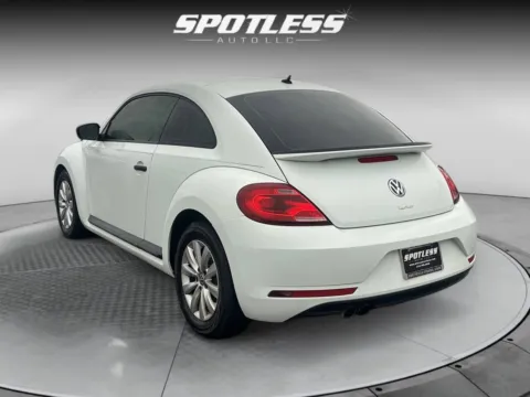 More photos of 2017 Volkswagen Beetle 1.8T S at Spotless Auto Loop 1604, TX