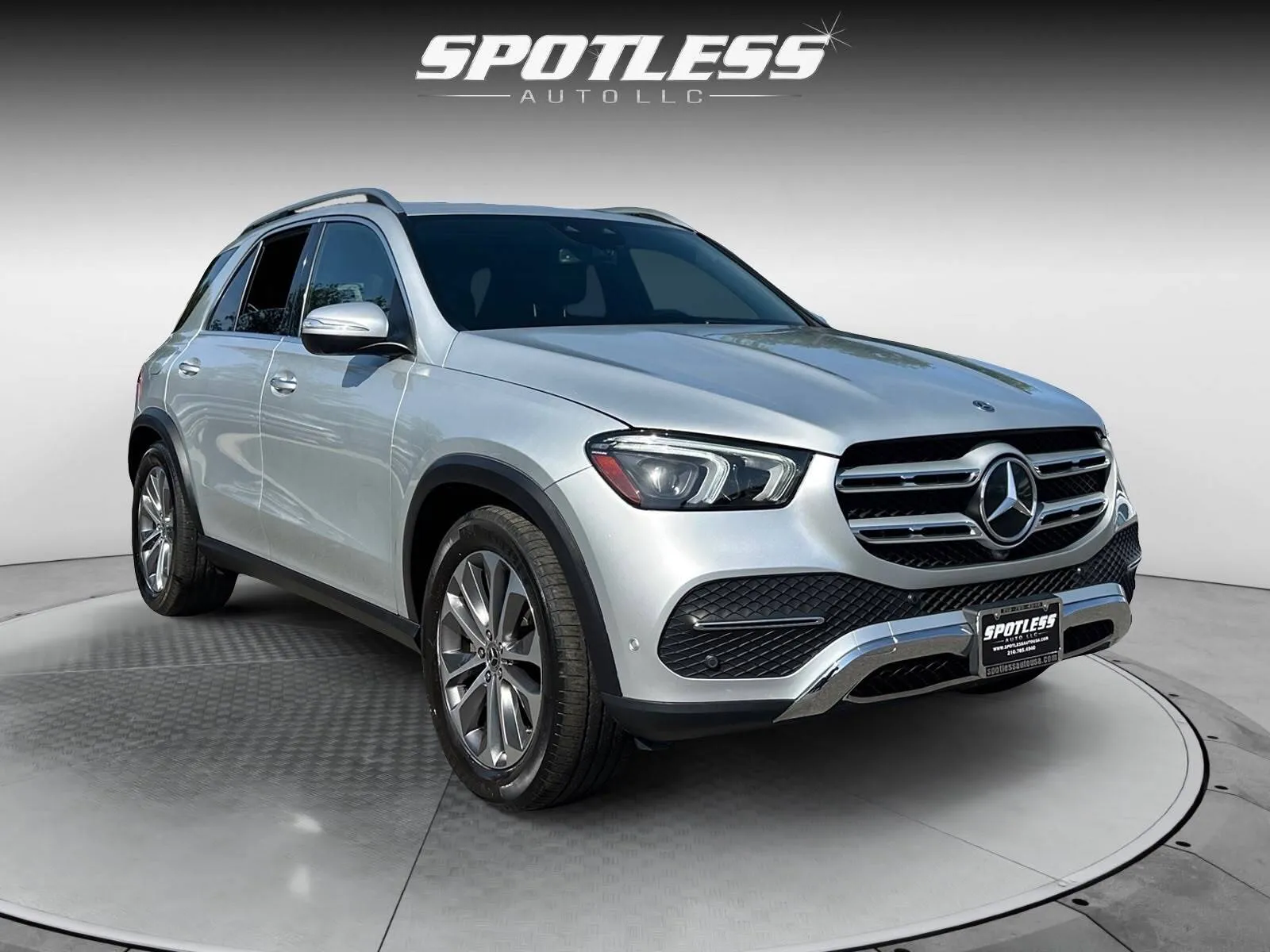 Mercedes-Benz GLE photo 11