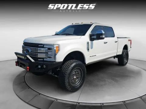 White 2019 Ford F-250 Super Duty Platinum for sale in San Antonio, TX