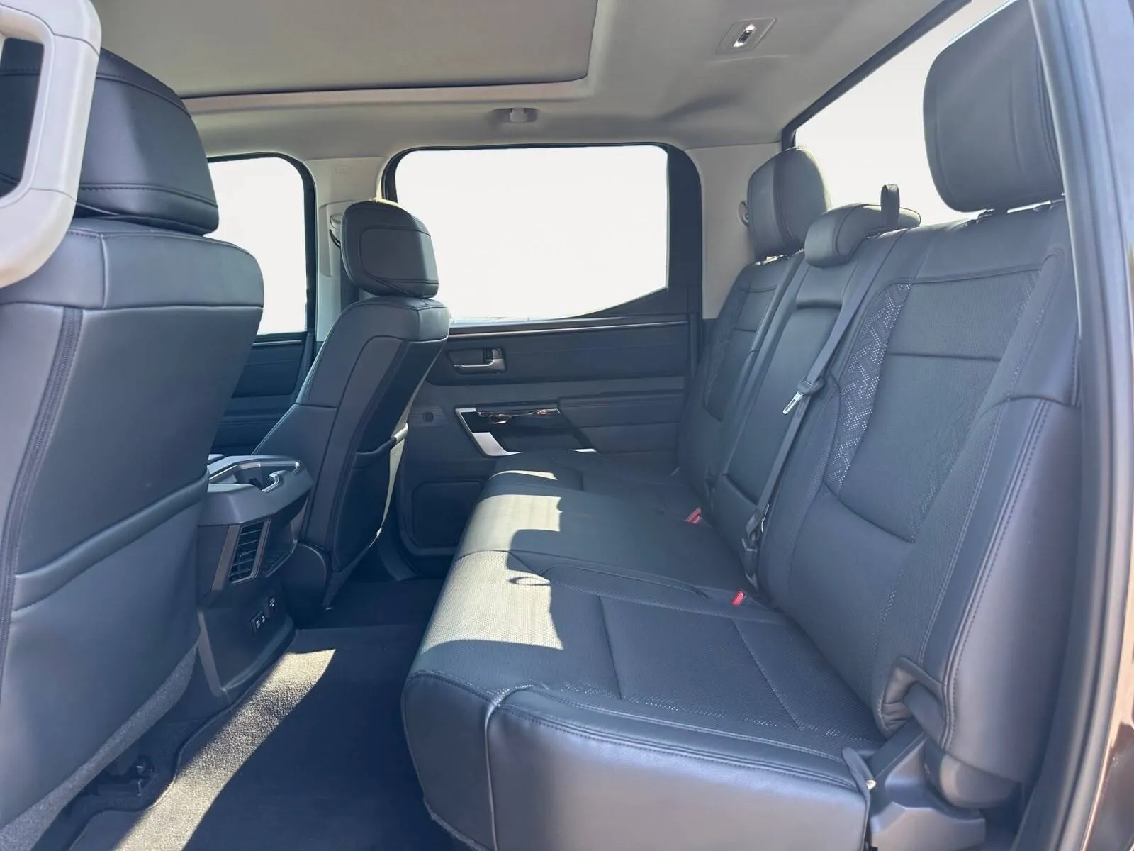 Toyota Tundra photo 25