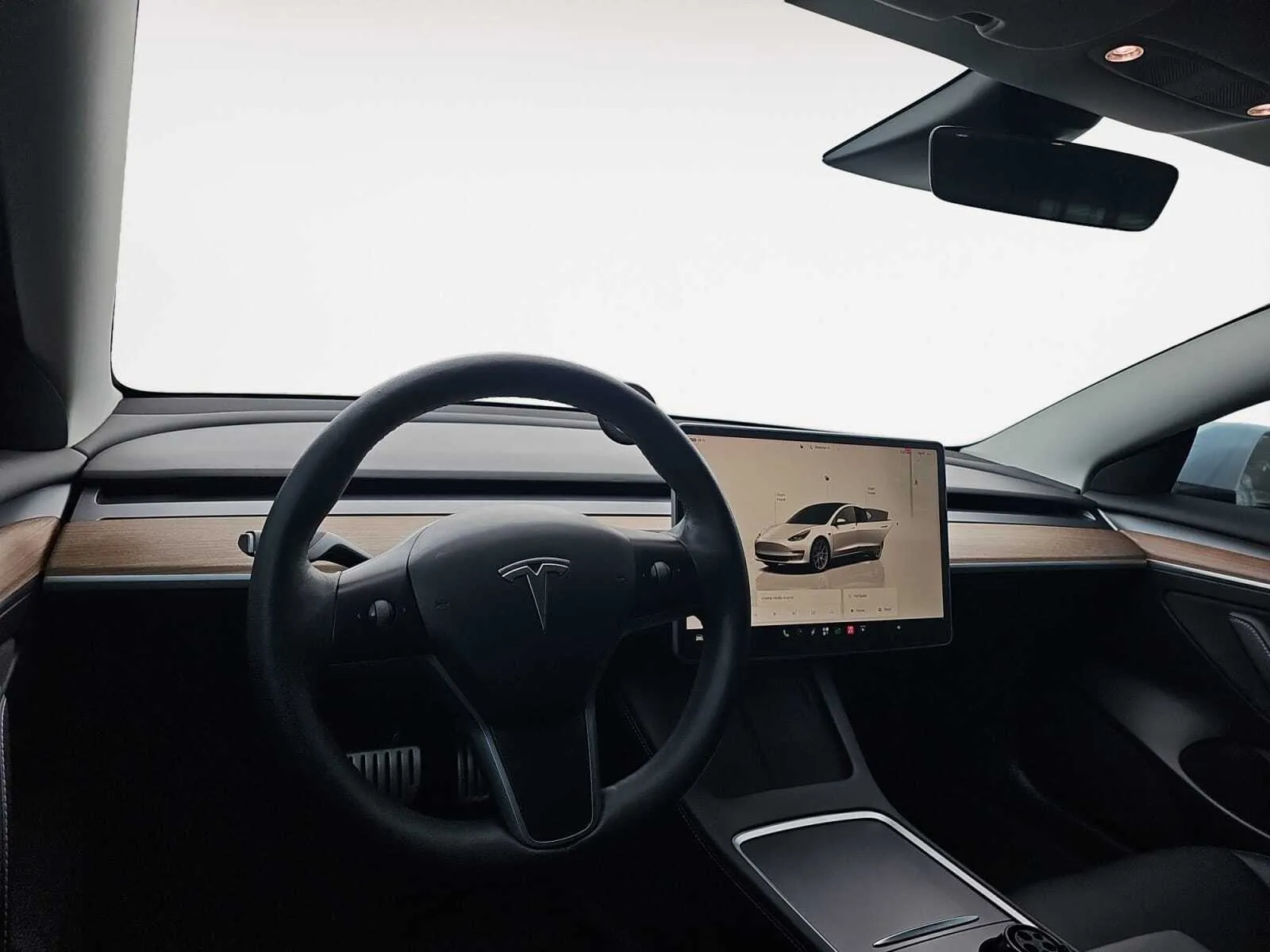 Tesla Model 3 photo 20