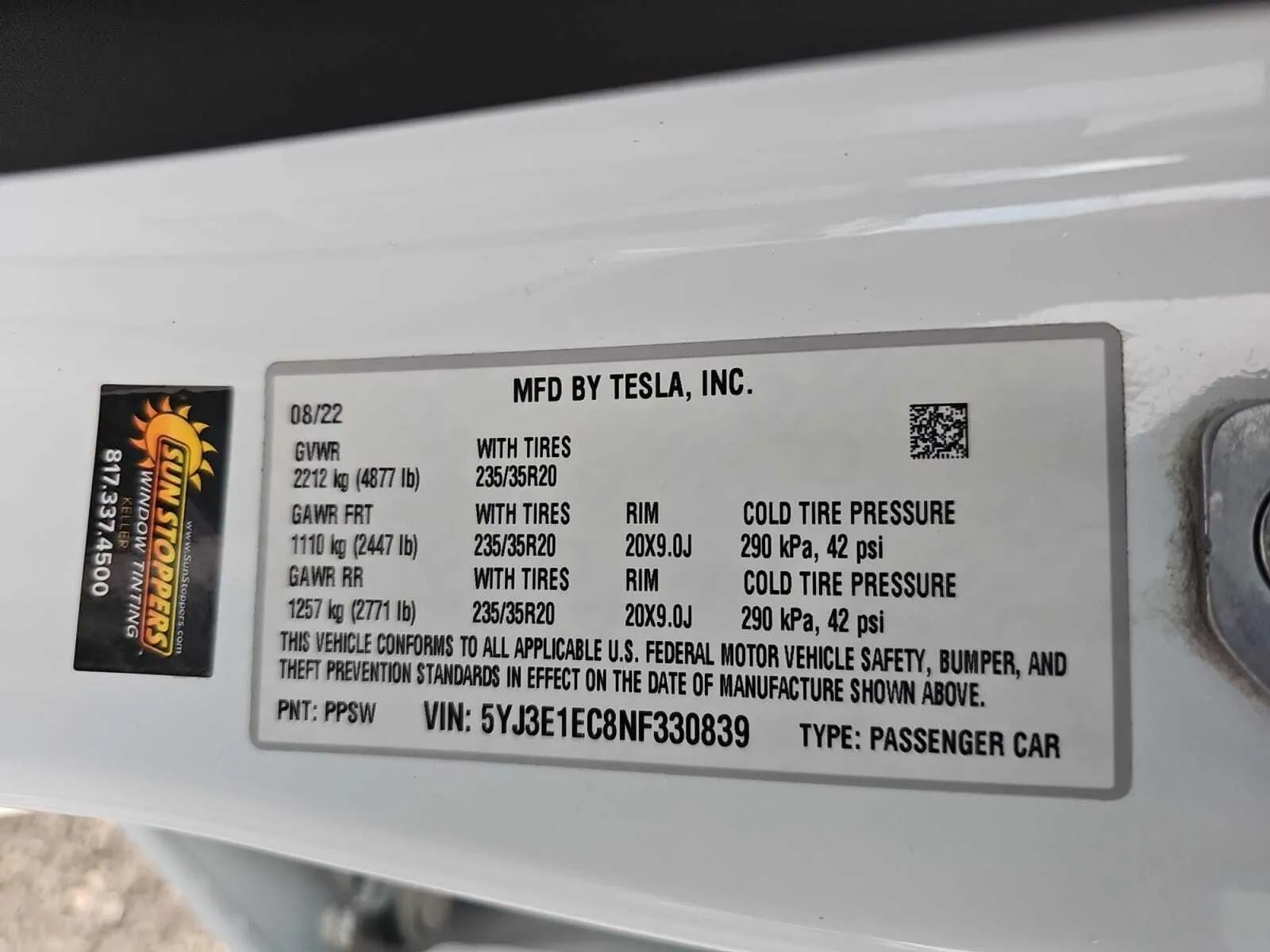 Tesla Model 3 photo 18