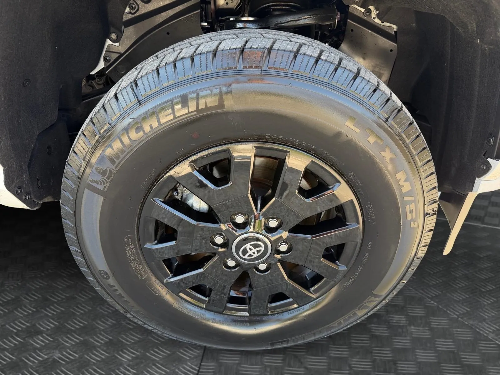 Toyota Tacoma photo 15