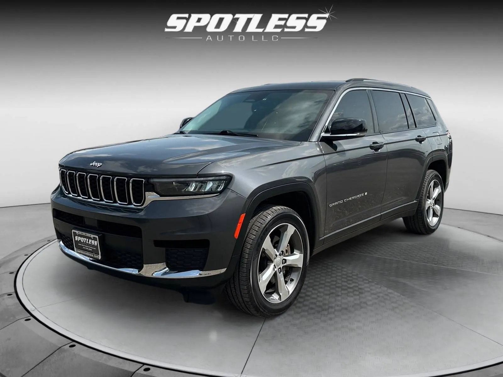 Gray 2021 Jeep Grand Cherokee L Limited for sale in San Antonio, TX