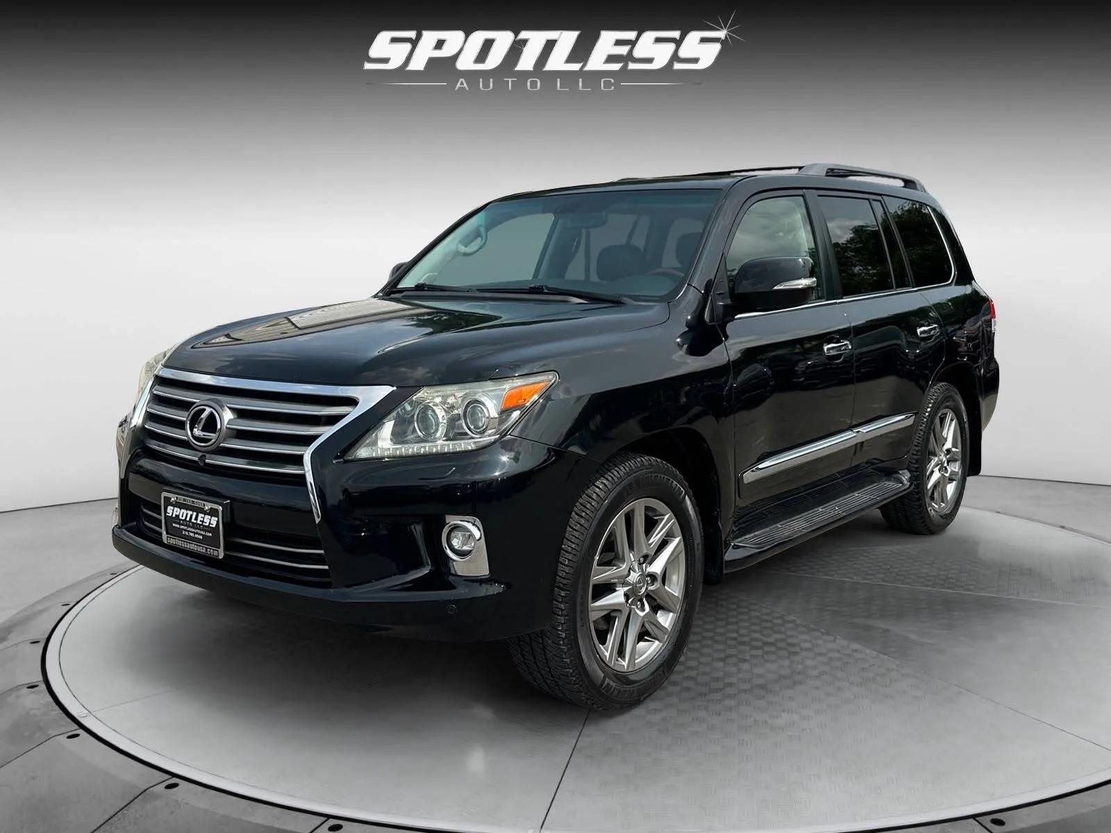 Black 2014 Lexus LX 570 for sale in San Antonio, TX