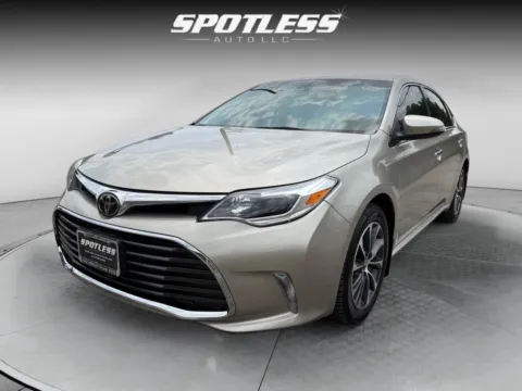 Another view of 2017 Toyota Avalon XLE for sale in San Antonio, TX at Spotless Auto Loop 1604