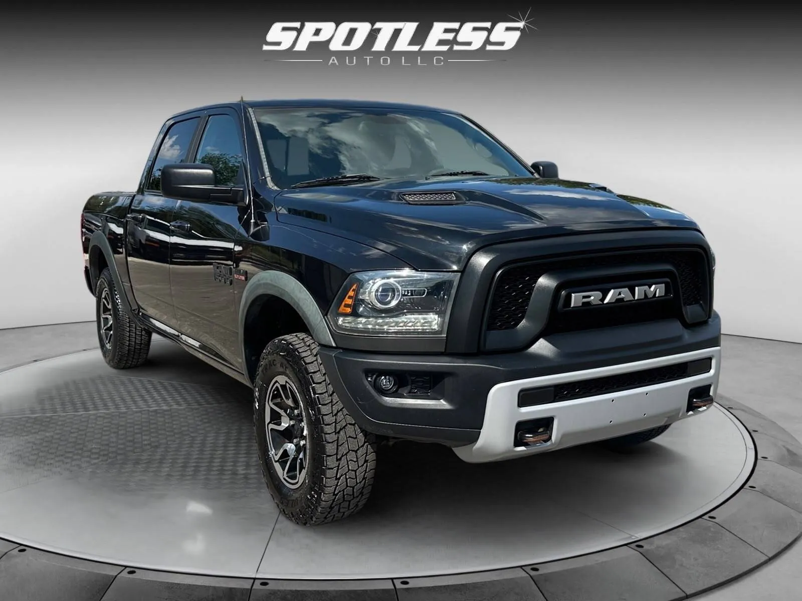 Ram 1500 photo 9