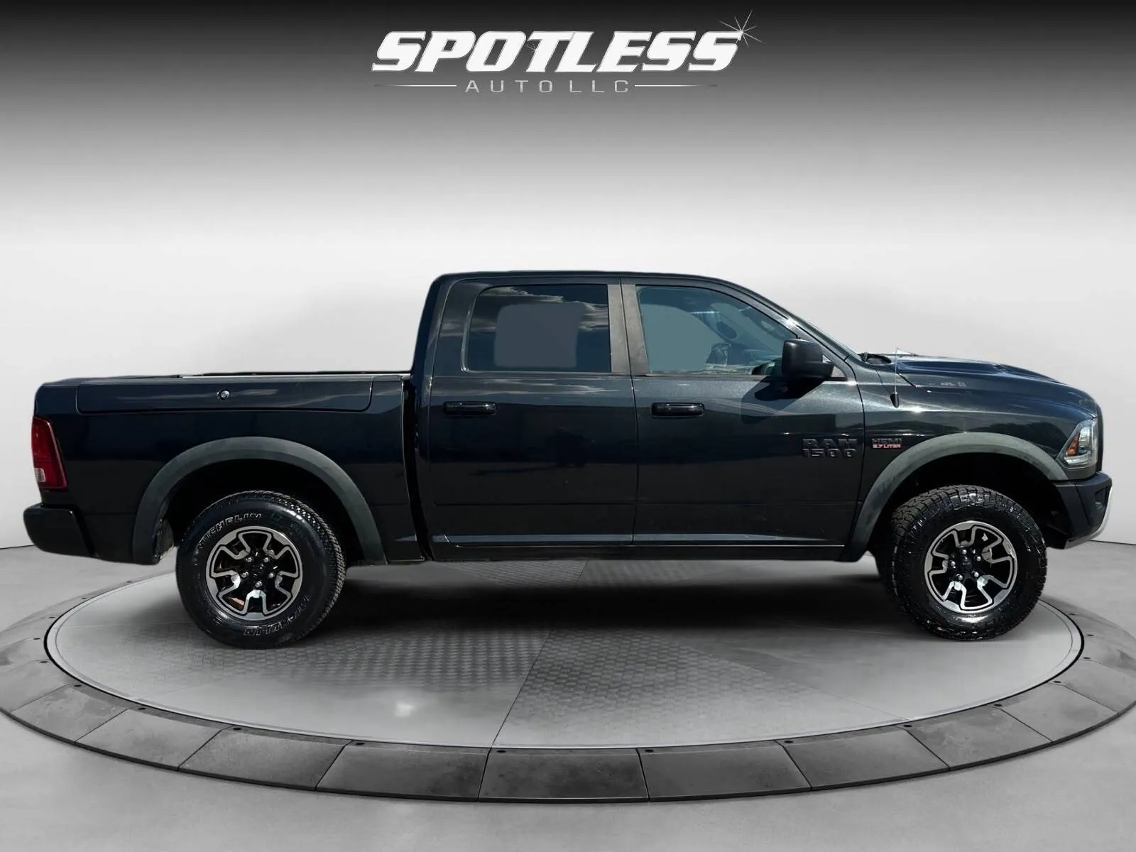 Ram 1500 photo 8