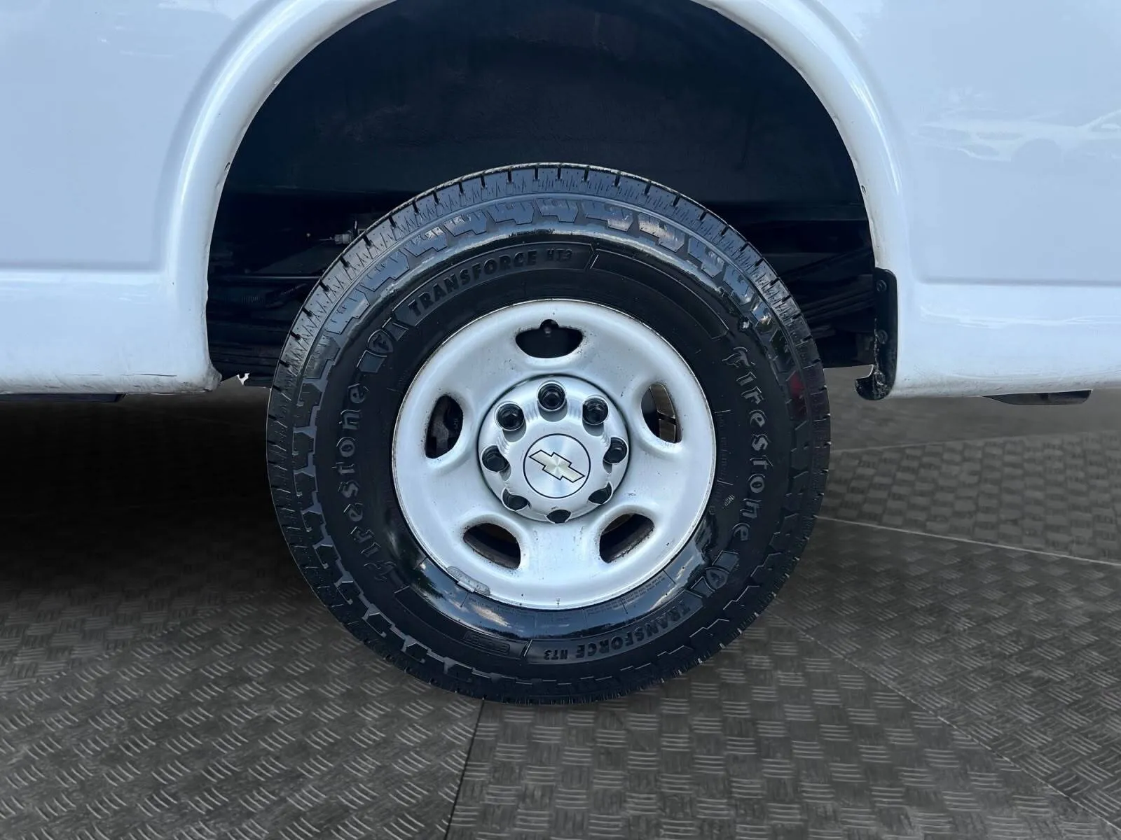 Chevrolet Express photo 15