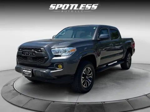 Gray 2022 Toyota Tacoma SR5 V6 for sale in San Antonio, TX